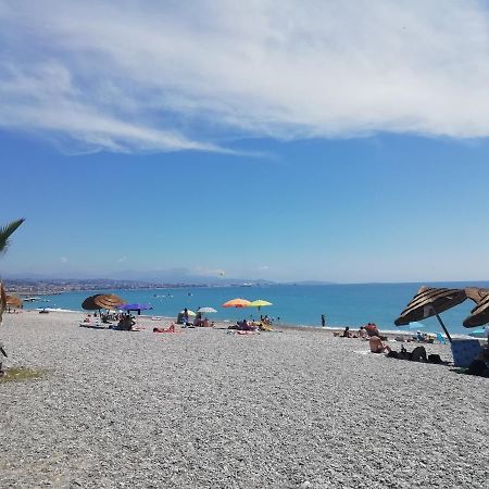 Cote D'Azur Joli Studio 50M Plage, Climatisation , Parking. 卢贝新城 外观 照片
